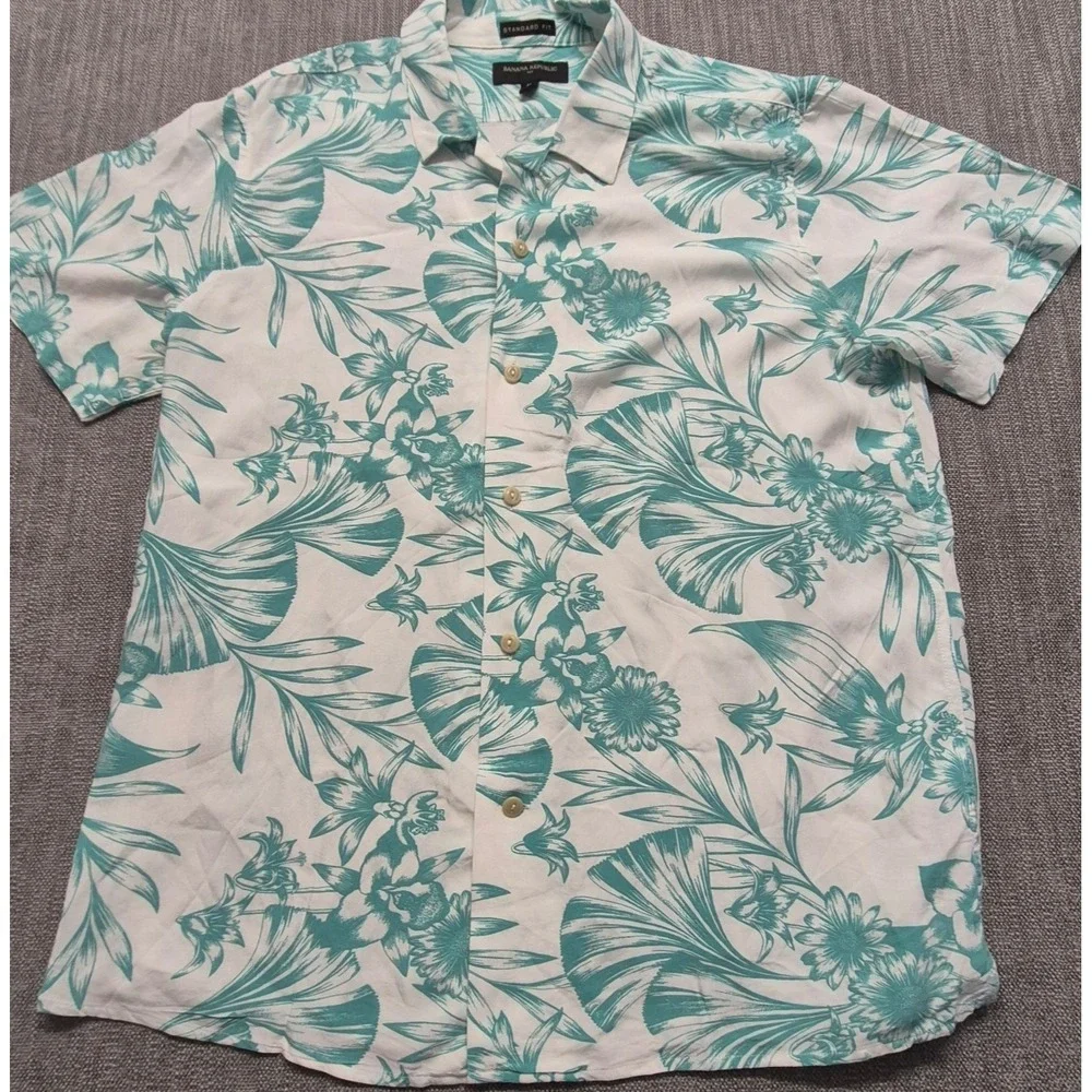 Banana Republic men's white button up blue tropical print short sleeve shirt Med
